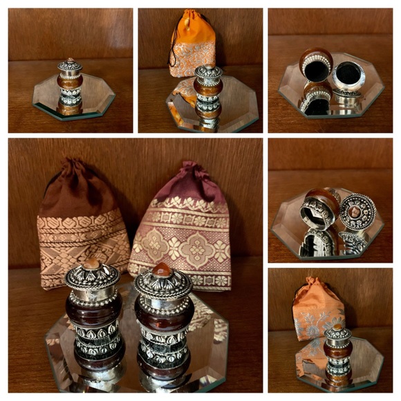 Small Glass & Silver Pill Box (Crystals, Trinkets) With Decorative Gift Pouch - Picture 3 of 16